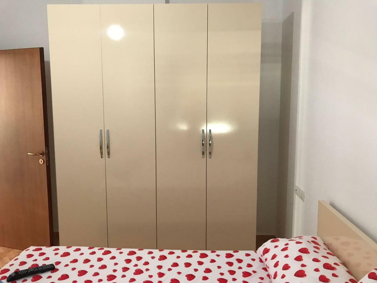 Residence Giulia Vlorë Eksteriør bilde